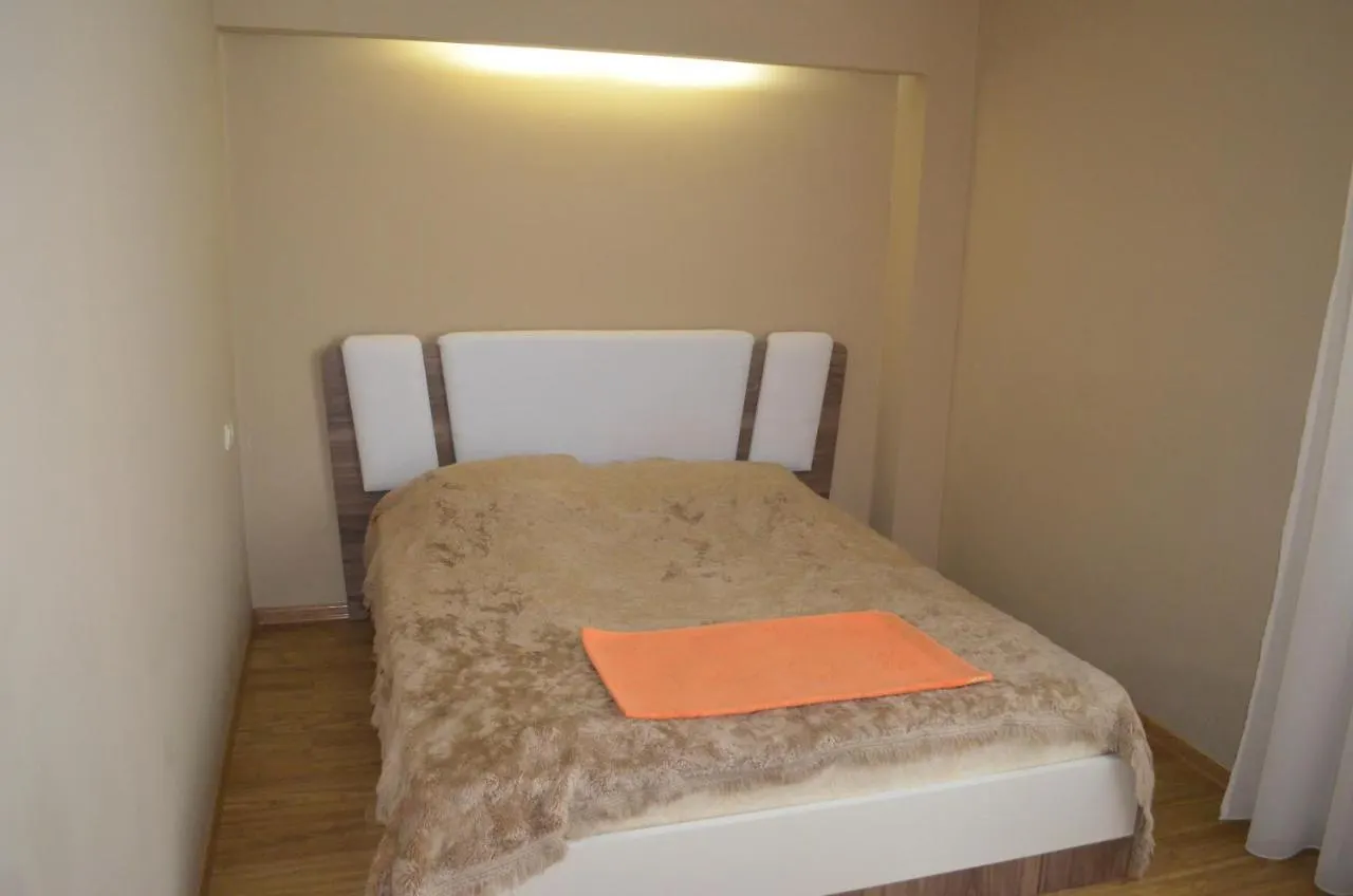 Apartment On Rustaveli Батуми